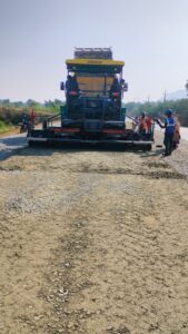 WMM first layer laying at Ch 604+500