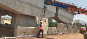 RE PANEL ERECTION WORK IN PROGRESS AT CH 589+960