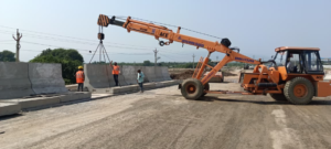 FSCB Erection works at Ch.622 VUP A1 RHS (Court Case Stretch)